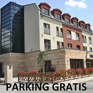https://zakliki-apartments-airport.krakowhotelspoland.com