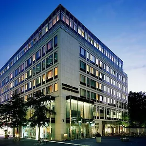 https://lindner-am-kudamm.find-berlin-hotels.com