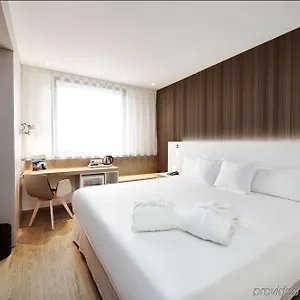 4* מלון Occidental